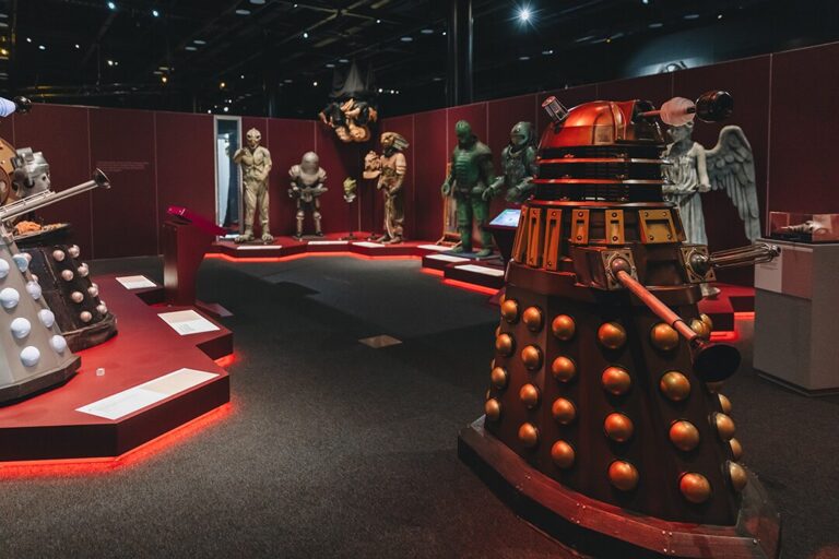 Doctor Who Worlds of Wonder extiende su estancia en San Diego hasta 2027